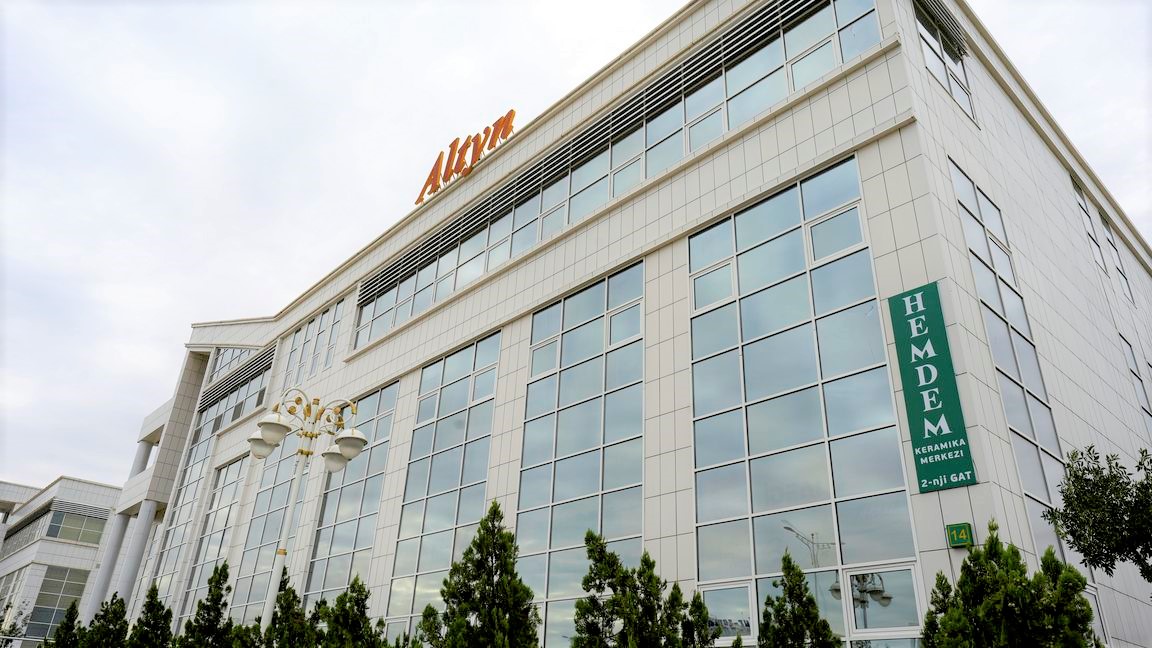 Hemdem поможет оценить преимущества керамогранита в современном интерьере