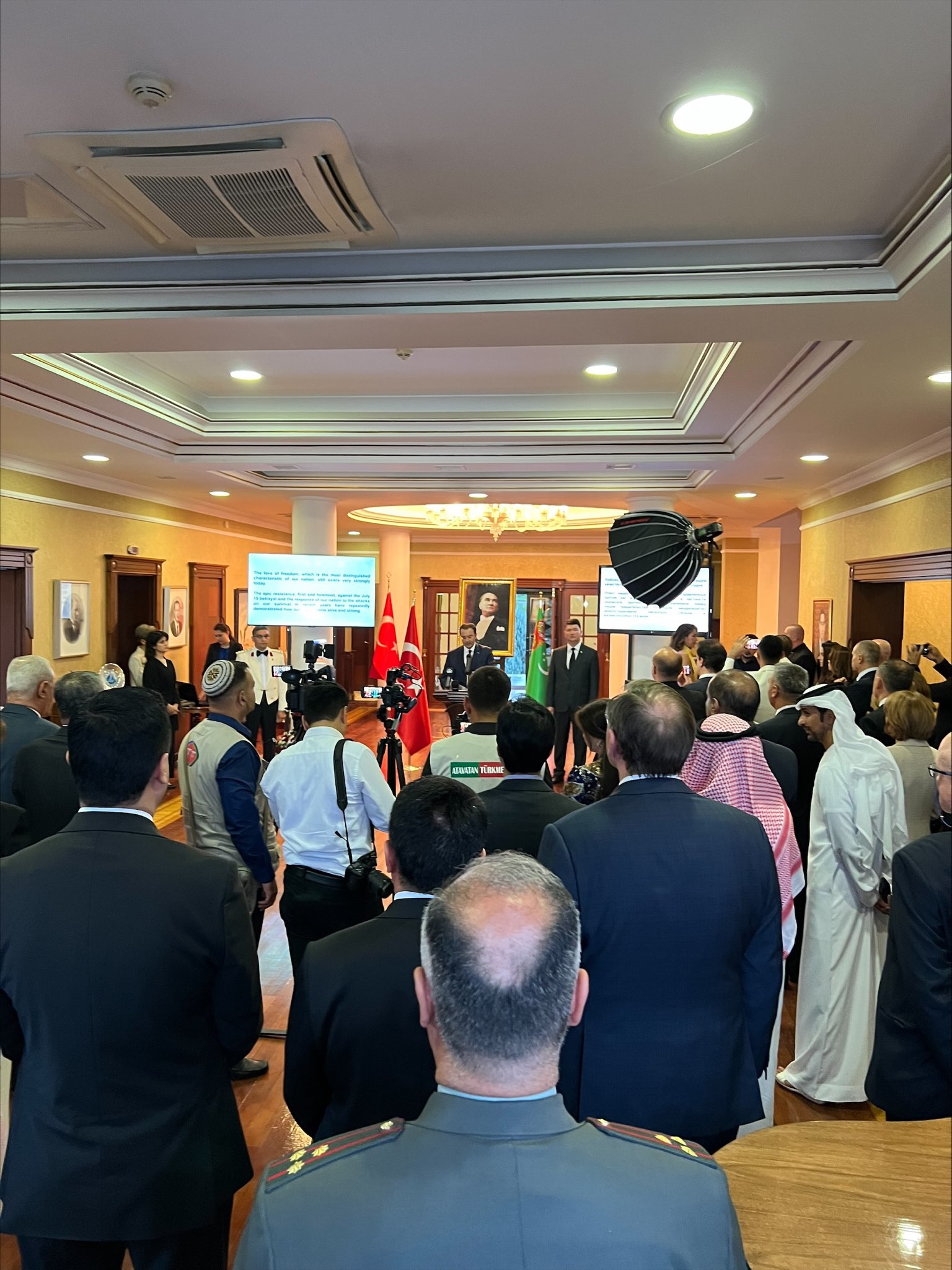 В Ашхабаде отметили День победы Турции