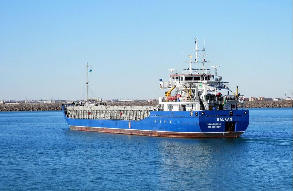 Линейное судно «Балкан» обеспечит грузовое сообщение между портами Баку и Туркменбаши
