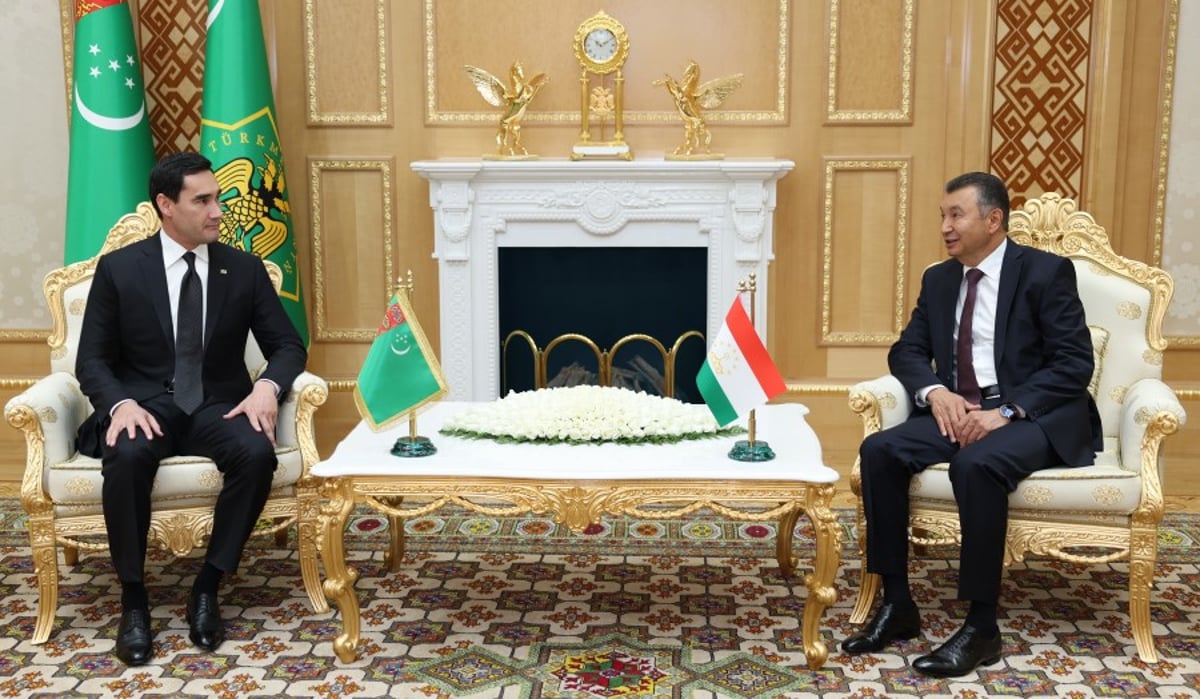 The President of Turkmenistan met with the Prime Minister of Tajikistan ...