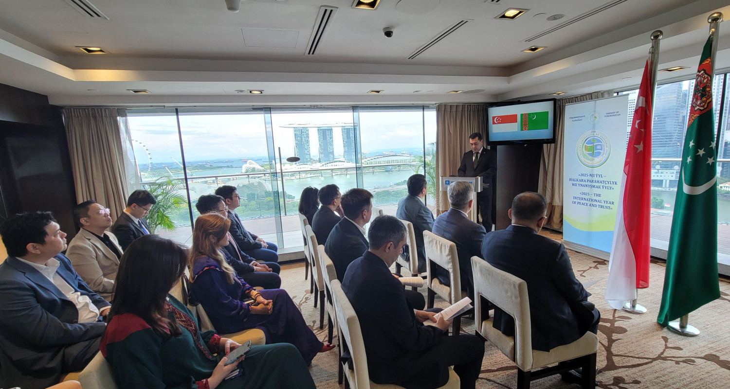 Briefing in Singapore to mark 30th anniversary of Turkmenistan's neutrality