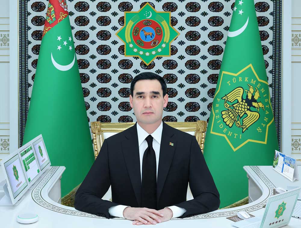 Президент Туркменистана поздравил участников международной торговой выставки и конференции по стандартизации с началом работы