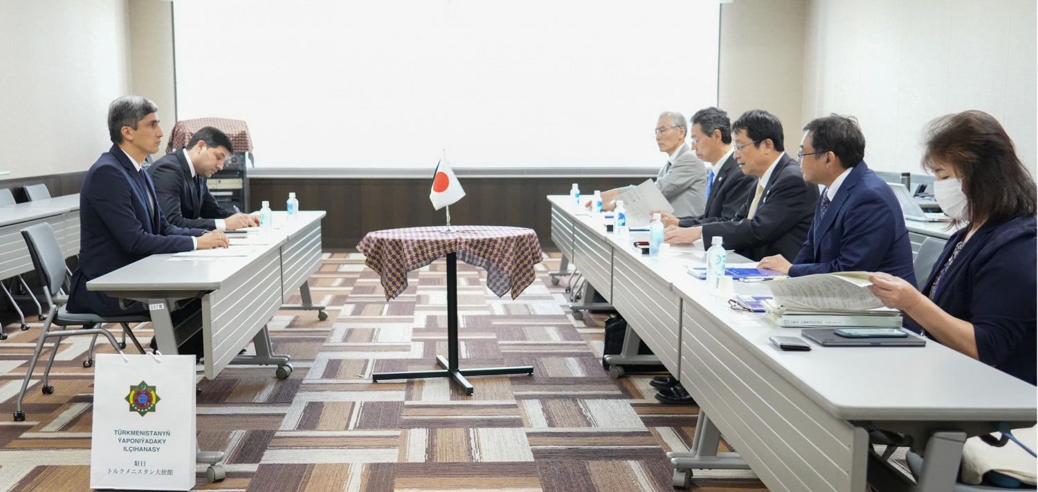The Ambassador of Turkmenistan to Japan and the head of the University of Tsukuba discussed further cooperation