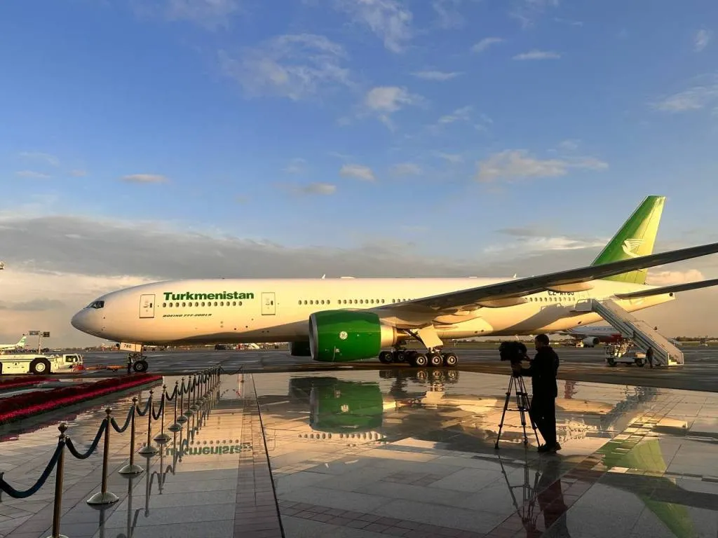 Авиакомпания Туркменистан. Boeing 737-800 Turkmenistan Airlines. Turkmenistan Airlines.