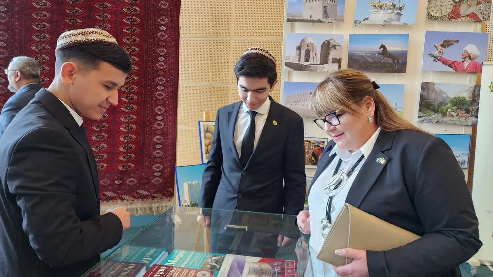 Ambasada Turkmenistanului în România a găzduit conferința internațională