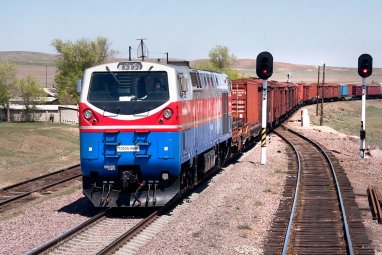 Контейнерный поезд из Индии в Казахстан пройдёт по территории Туркменистана