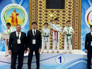 Aşgabatda adaty karate boýunça Türkmenistanyň açyk çempionaty we Kubogy geçirildi