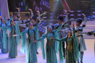 Aşgabadyň Mukamlar köşgünde Bitaraplyk baýramyna bagyşlanan konsert geçirildi