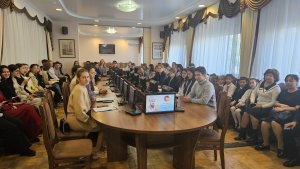 The Astrakhan Regional Scientific Library named after N.K. Krupskaya hosted an evening of poetry by Makhtumkuli Fraghi