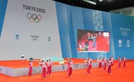 Фоторепортаж с церемонии вручения госнаград серебряному призёру Олимпиады в Токио Полине Гурьевой и её тренерам
