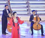 Türkmenistanyň Garaşsyzlygynyň 26 ýyllygy mynasybetli geçirilen konsertden fotoreportaž