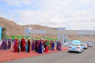 Церемония открытия путепровода в этрапе Туркменбаши