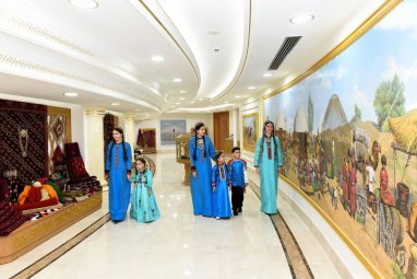 Photoreport from the Turkmen White House building commissioned in Balkanabat