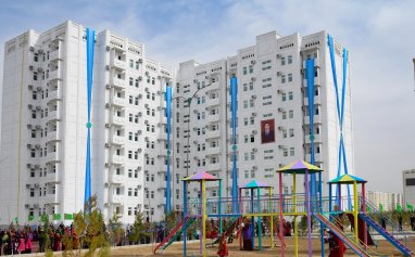 В столице Туркменистана построят новый парк и 23 девятиэтажки   