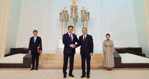 Посол Туркменистана вручил верительные грамоты Президенту Монголии