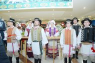 Türkmenistanyň we Belarus Respublikasynyň önümleriniň sergi-ýarmarkasyndan fotoreportaž