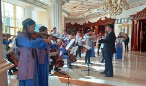 Türkmen döwlet ýörite sazçylyk mekdebiniň hasabat konserti geçirildi