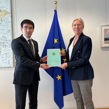 Посол Туркменистана встретился с главой протокольного отдела Европейской комиссии