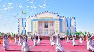 Фоторепортаж: В Гарабекевюле открылся новый Дом культуры