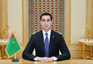 Президент Туркменистана поздравил соотечественников с Курбан байрамы