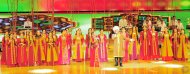 Mejlisler merkezinde Türkmenistanyň Garaşsyzlyk gününiň 24 ýyllygy mynasybetli sungat ussatlarynyň döwlet konsertinden fotoreportaž