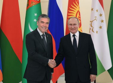 The Chairman of the Halk Maslahaty congratulated the President of Russia on his birthday