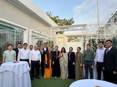 Turkmenistan and India strengthen ties through youth programs