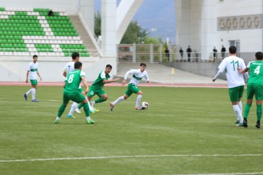 «Аркадаг» обыграл «Ашхабад» и вышел в единоличные лидеры чемпионата Туркменистана по футболу