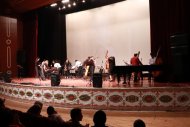 Fotoreportaž: Aşgabatda «Effekt Mozart» konserti geçirildi