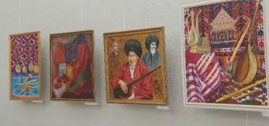 В Ашхабаде открылась выставка работ преподавателей специальной художественной школы
