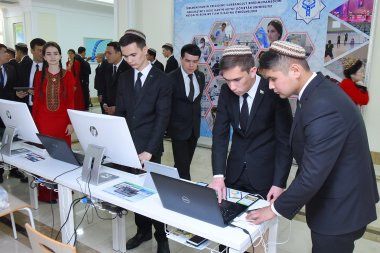 Photoreport: Names of winners of youth research contest announced in Turkmenistan