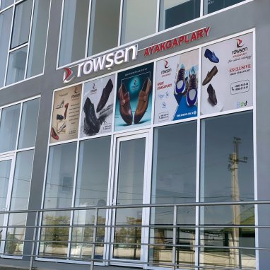 A new Röwşen brand store opened its doors in Anau