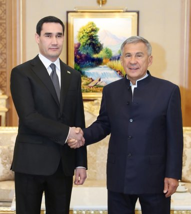 Президент Туркменистана поздравил Раиса Республики Татарстан с днём рождения