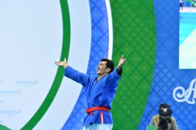 Даянч Омиров стал чемпионом мира по курашу в Ашхабаде в весовой категории до 81 кг