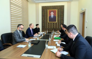 Turkmenistan and Switzerland discussed expanding trade