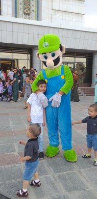 В киноконцертном зале «Туркменистан» состоялось мероприятие, посвящённое Международному дню защиты детей