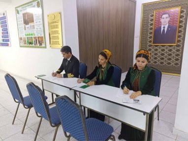 Продолжается прием абитуриентов на обучение в средних профессиональных школах агентства Туркмендениздеряёлары