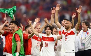 The national teams of Turkey and the Netherlands reached the quarterfinals of Euro 2024 football