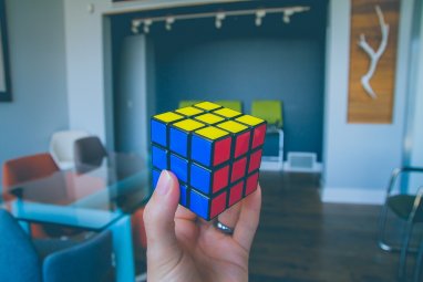 Australian teenager solves Rubik's cube in 12 seconds blindly