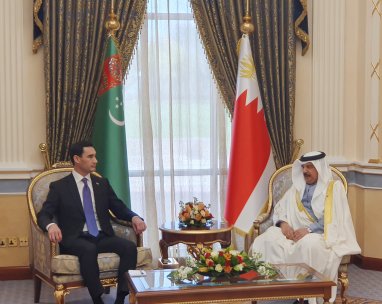 Manamada Türkmenistanyň Prezidenti bilen Bahreýniň Patyşasynyň arasynda gepleşikler geçirilýär