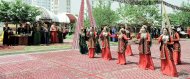 Фоторепортаж с выставки «Туркменский ковер – душа туркмен»