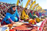 Fotoreportaž: Türkmenistanda ählihalk bag ekmek dabarasy geçirildi