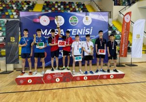 Туркменские спортсмены завоевали серебряные медали на международном юношеском турнире по настольному теннису