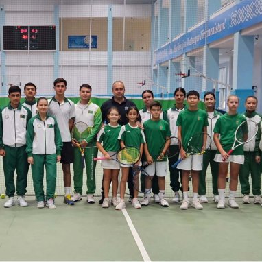 Всемирный день тенниса отметили в Туркменистане