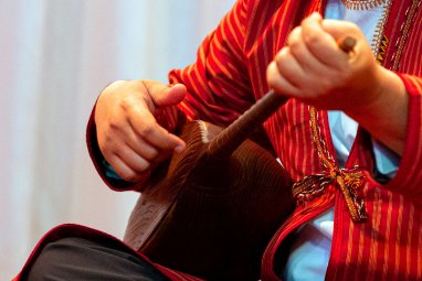 Туркменская музыка играет важную роль в сохранении культурного наследия народа