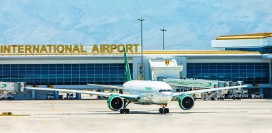 Авиакомпания «Туркменистан» с июля сократит число рейсов из Ашхабада в Пекин