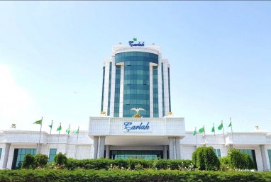 “Charlak” hotel in Turkmenbashi announces the acceptance of proposals for the organization of a modern cinema