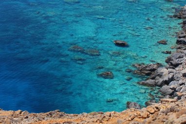 Ученые: тектоническая плита под Средиземным морем перевернулась вверх дном