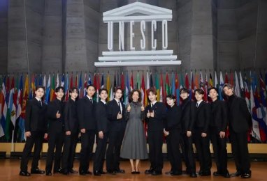 Güney Koreli K-pop grubu Seventeen üyelerine UNESCO 