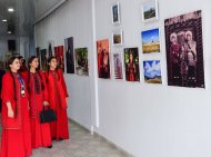 В выставочном центре Ашхабада прошла фотовыставка